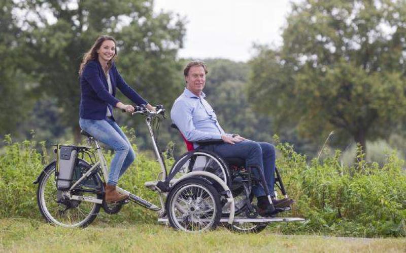 <p>Mensen waarbij een transfer van eigen rolstoel naar fiets niet mogelijk is.</p>