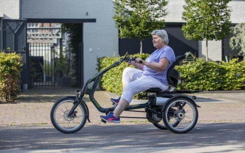 <p>Volwassenen die niet goed op een tweewieler kunnen fietsen door bijv. een verminderd evenwichtsgevoel, krachtgebrek of gewrichtsproblemen.</p>