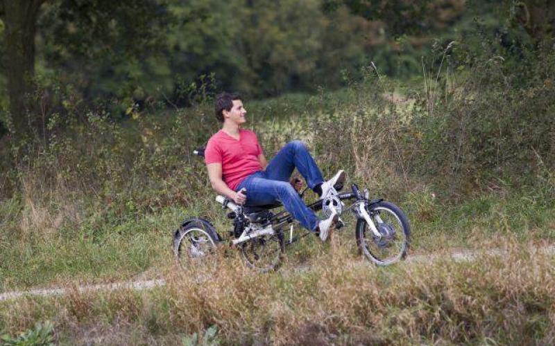 <p>Volwassenen met een verminderd evenwichtsgevoel of gewrichtsproblemen die sportief zijn ingesteld.</p>